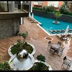 C Lounge Cleopatra Premium